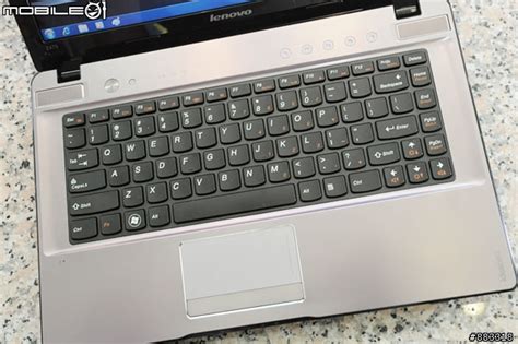 [採訪]Lenovo春電展Sandy Bridge新機Z470/G470送2GB記憶體 - Mobile01