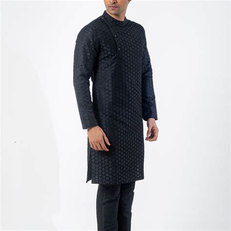 Embroidered Black Kurta set – Affifa
