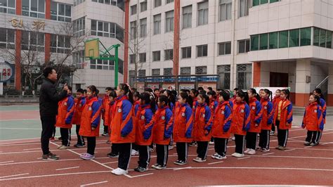 新乡市外国语小学：花式迎“神兽” 让孩子迅速回归线下学习状态