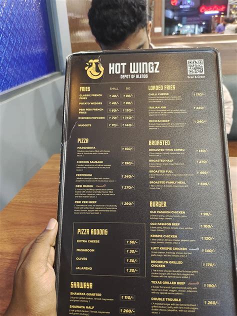Menu at Hot Wingz, Vengara