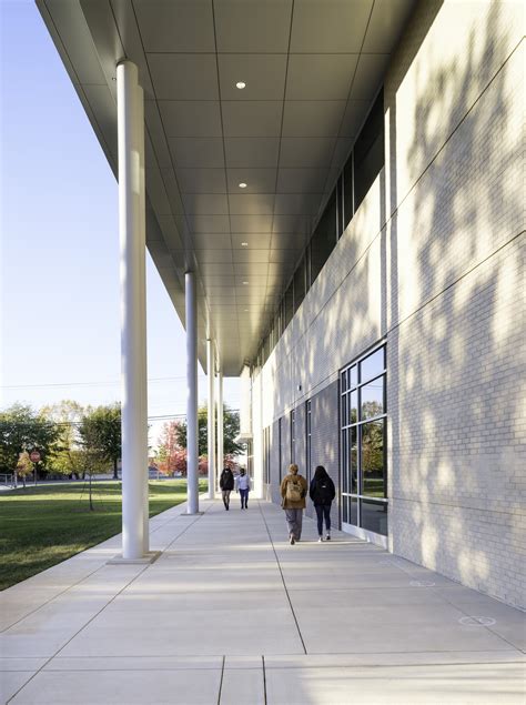 Higher Ed - CPCC Merancas Classroom — adw architects