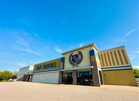 Take a Break at B&B Theatres in Festus, MO - SaraMariePlew.com