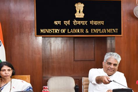 Photo Gallery | e-Shram