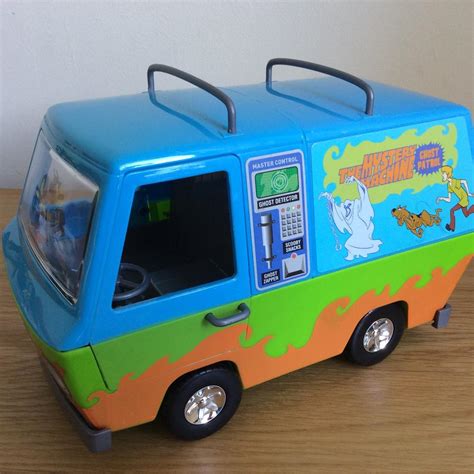 Scooby Doo Mystery Machine Van in TN12 Wood for £10.00 for sale | Shpock