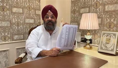 ਗੁਰਦੁਆਰਾ ਸੀਸਗੰਜ ਸਾਹਿਬ ਜਾਣ ਵਾਲੇ ਸ਼ਰਧਾਲੂਆਂ ਦੀਆਂ ਗੱਡੀਆਂ ਦੇ ਦਿੱਲੀ ਪੁਲਸ ਨੇ ...