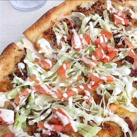 BLT Slice – Memphis Pizza Cafe