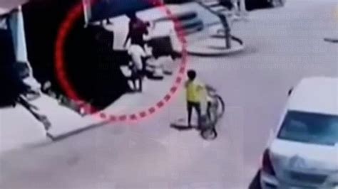 Video: 8-Year-Old Dies Of Electric Shock After Neighbour Promises ₹20 ...