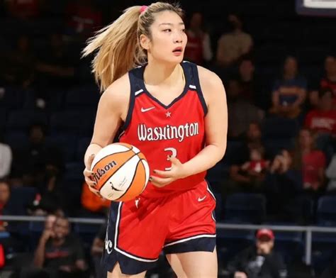 李梦首发14＋2！征服WNBA，得分超名宿苗立杰，中国女篮历史第一人！_腾讯新闻