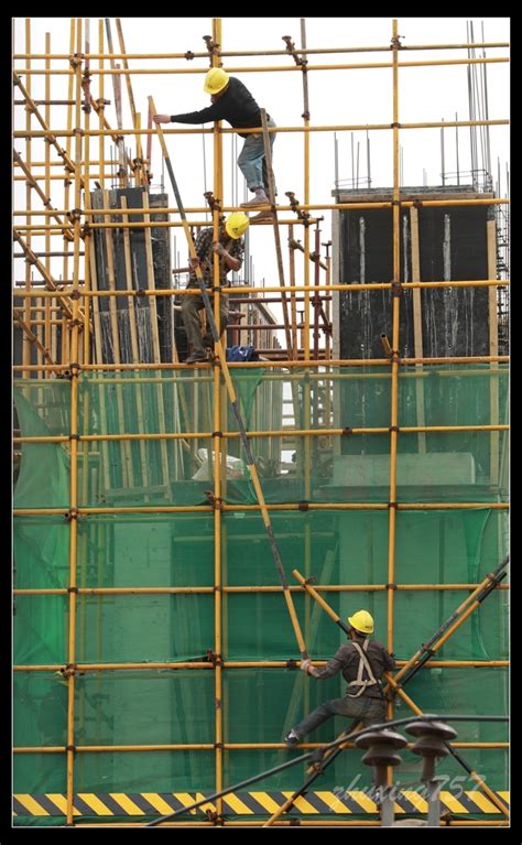 陕建九建集团工程管理公司多措并举，加强施工一线安全管控 - 陕西省建筑业协会