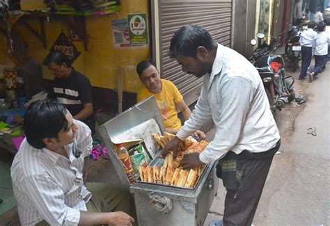 Patty seller, thrashed at Gita event for peddling non-veg, back in ...