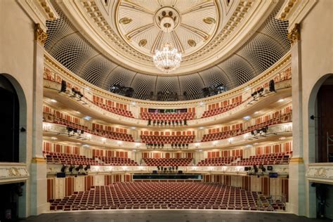 Programm der Berliner Staatsoper Unter den Linden 2020 / 21 - Klassik ...