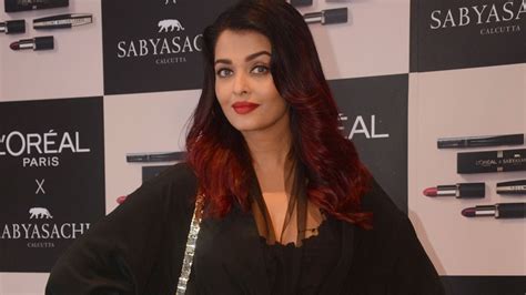 Aishwarya Rai Bachchan’s festive makeup look is as classic as it gets ...