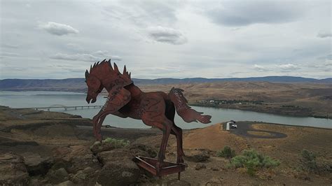 Wild Horses Monument — Washington Trails Association
