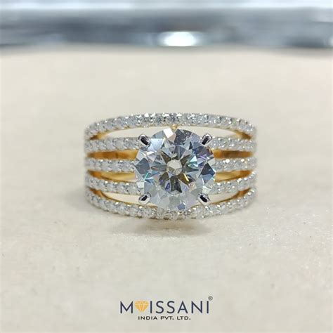Moissanite Round Shape Ring - LR00328-moissani.in