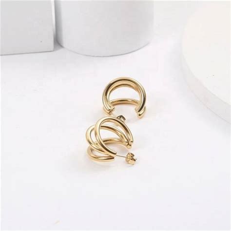 Gold Hoop Earrings - Buy Gold Hoop Earrings online at Best Prices in ...