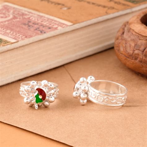 Mango Leaf Design Enamel Silver Toe Ring -Sri Anu Jewellers.