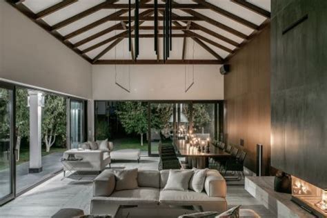 A Comprehensive Guide For A Modern Hall Design
