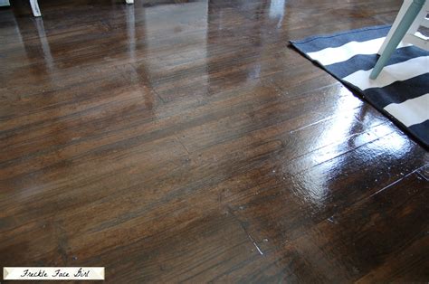 Remodelaholic | DIY Faux Wood Flooring Using Brown Paper