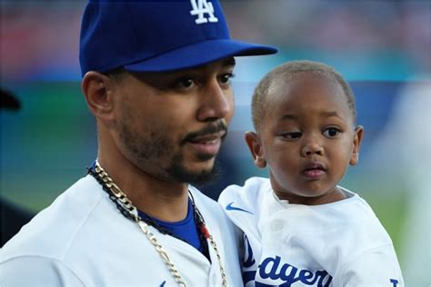 Mookie Betts News - Latest Mookie Betts News, Stats & Updates