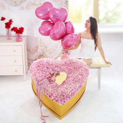 Love Unveiled: Order Flowers Online | Interflora India | JVS1273271