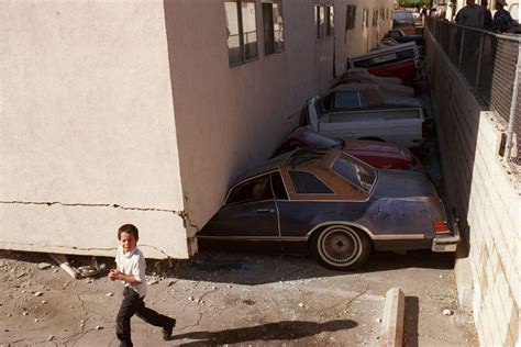 1994 Photo of the Northridge earthquake in the San Fernando Valley ...