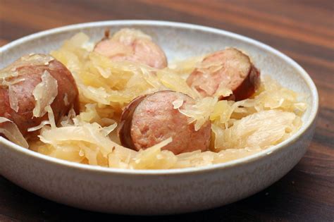 Easy Sausage Bake With Sauerkraut and Apples Recipe