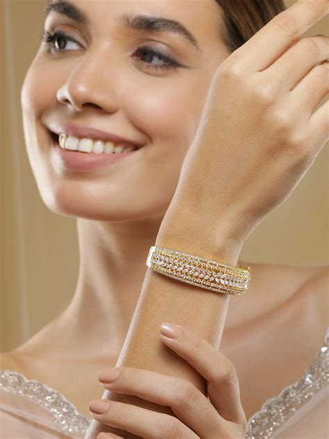 Shop Stylish Bracelet Sets and White Bracelets at Rubans