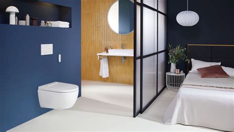 The Geberit AquaClean shower toilet: quick and easy to install | Geberit