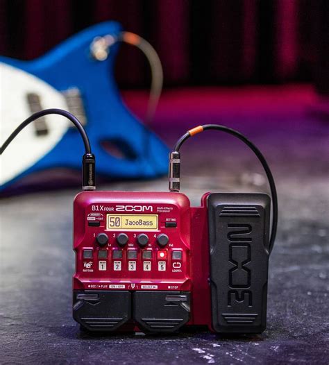 Zoom B1X Four Bass Multi-Effects Pedal – ChennaiMusicals