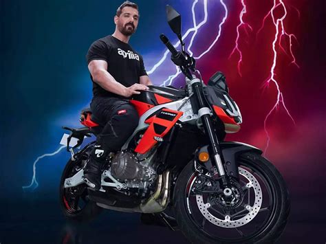 Aprilia Tuono 457 launched in India at Rs 3.95 lakh: Check price, specs ...