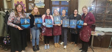 ACOTAR, A Court of Thorns and Roses Paint Event, Velaris Cityscape ...