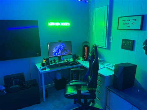 Image result for Alienware Gaming Monitor Set Up