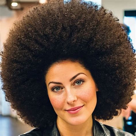 Pin de Terrell en Big Hair en 2024