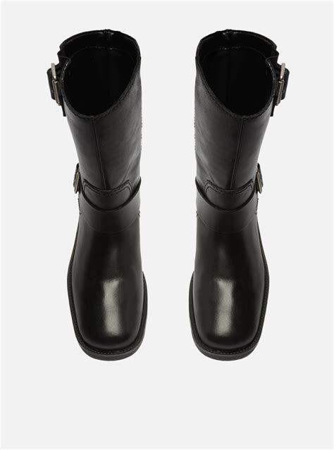 Lucy Black Low Block Genuine Leather Boot – Arezzo