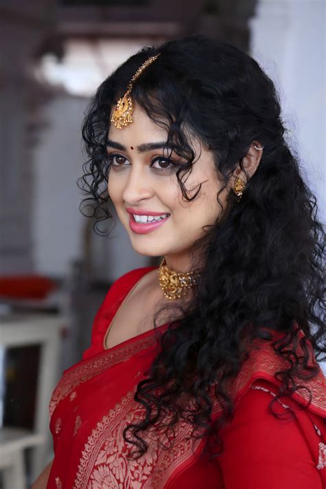 Apsara Rani in saree stills at her new movie launch - South Indian Actress