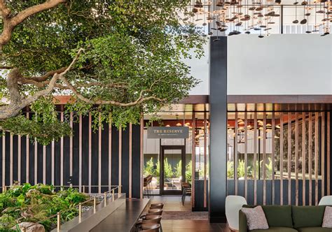 The Centurion Lounge at Hartsfield–Jackson Atlanta International ...