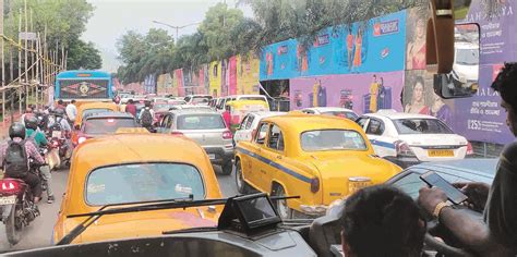 Puja days: About 10K cops to keep vigil; buses flouting route norms ...