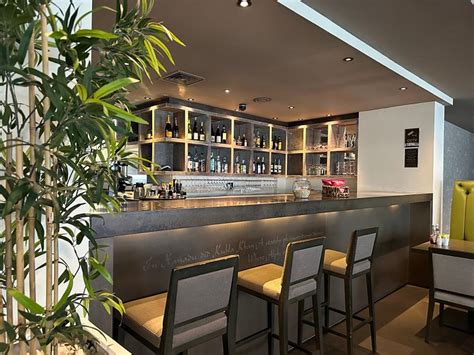 HOTEL XANADU (London) - Hotel Reviews, Photos, Rate Comparison ...