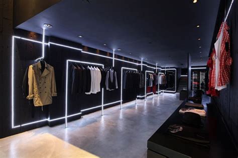 Shop Local Design Black 的图像结果