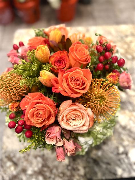 Houston Florist - Flower Delivery by River Oaks Flower House, Inc.