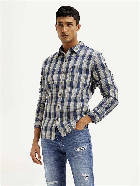 Men's Checkered Slim Fit Shirt – Levis India Store