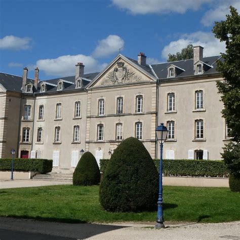 MONUMENT À HUBERT LYAUTEY (2026) All You Need to Know BEFORE You Go ...