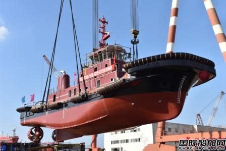 镇江船厂一艘2942kW全回转拖轮吊装下水 - 在建新船 - 国际船舶网