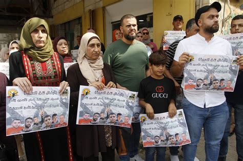 Spoon becomes a new symbol of Palestinian 'freedom'