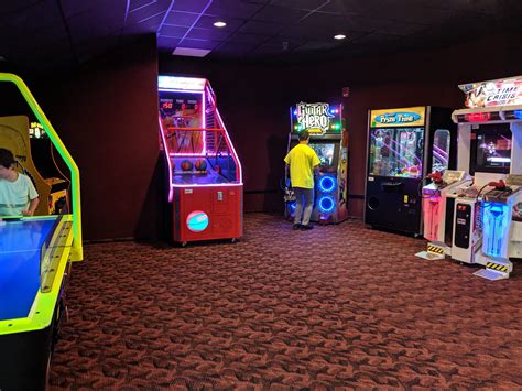 CINEMARK CLACKAMAS TOWN CENTER AND XD - Clackamas OR - Hours ...