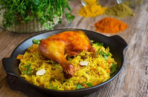 26 Updated Dishes From Dubai Cuisine (With Photos) To Try In 2025