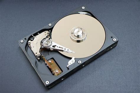 SSD 固态硬盘和机械硬盘哪个好？ - 知乎