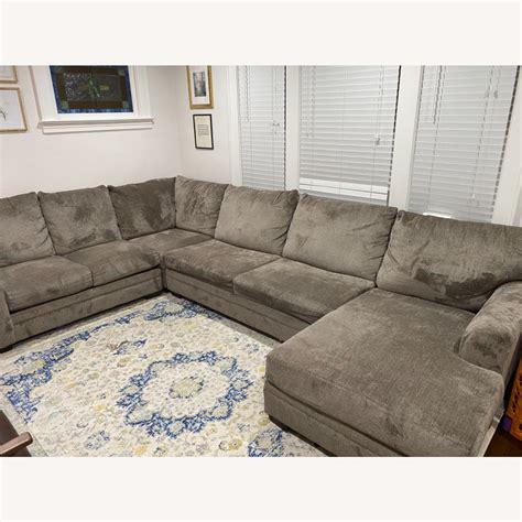 Bob's Discount Furniture Sectional