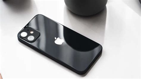 Cyber Monday Sale! 59900 iPhone 12 can be yours for 35699 on Amazon ...