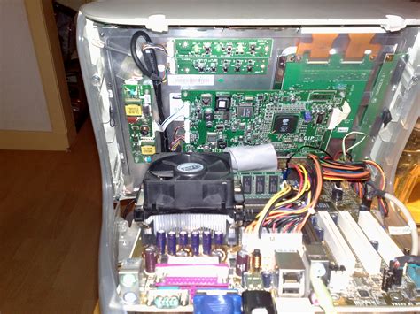 iMac G3 mod voorbereidingen - Modding, mechanica en elektronica - GoT